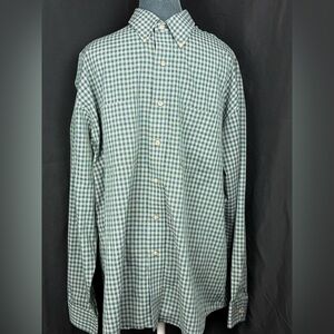 Van Heusen Green & White Plaid Wrinkle-Free Button-Down Shirt